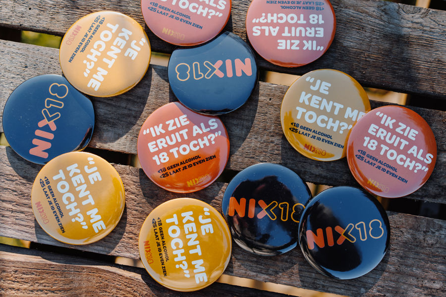 Verschillende buttons van NIX18